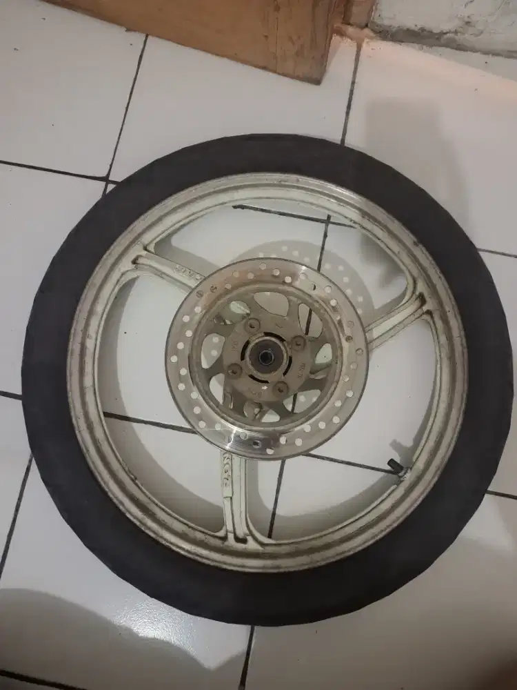 Velg Depan Racing Ring 17