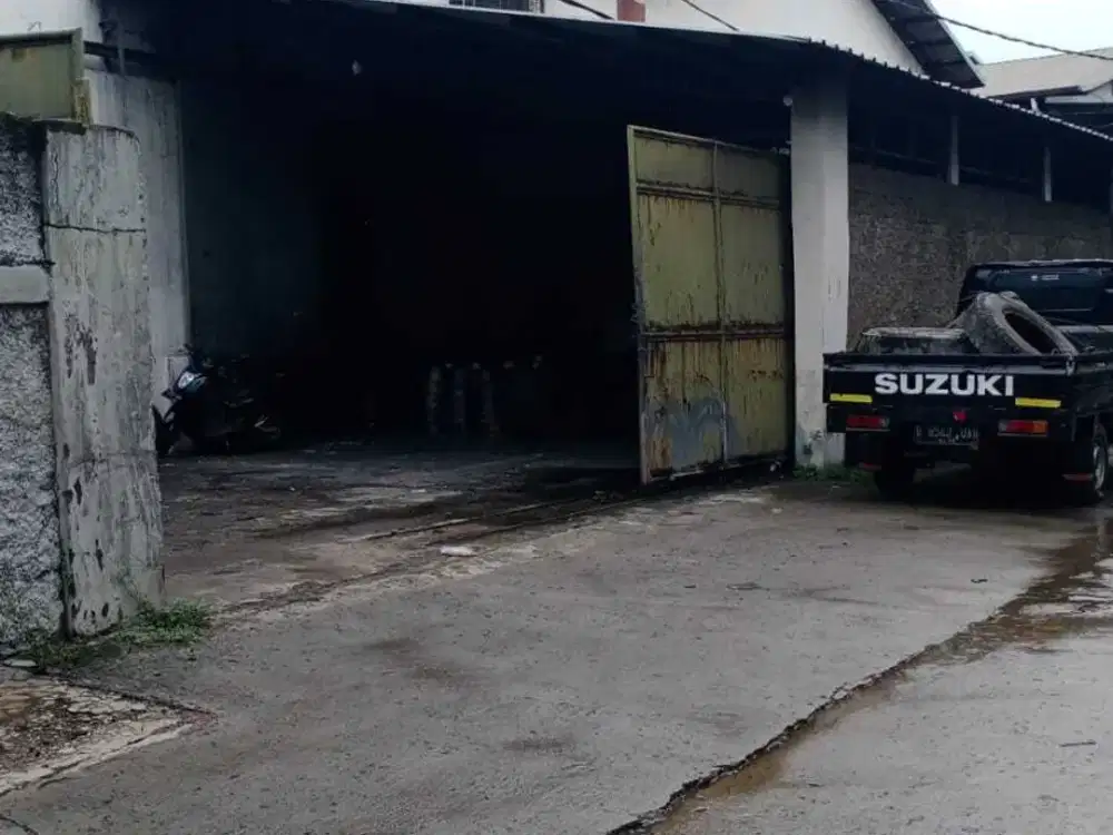 Gudang di Jalan Perancis Dadap