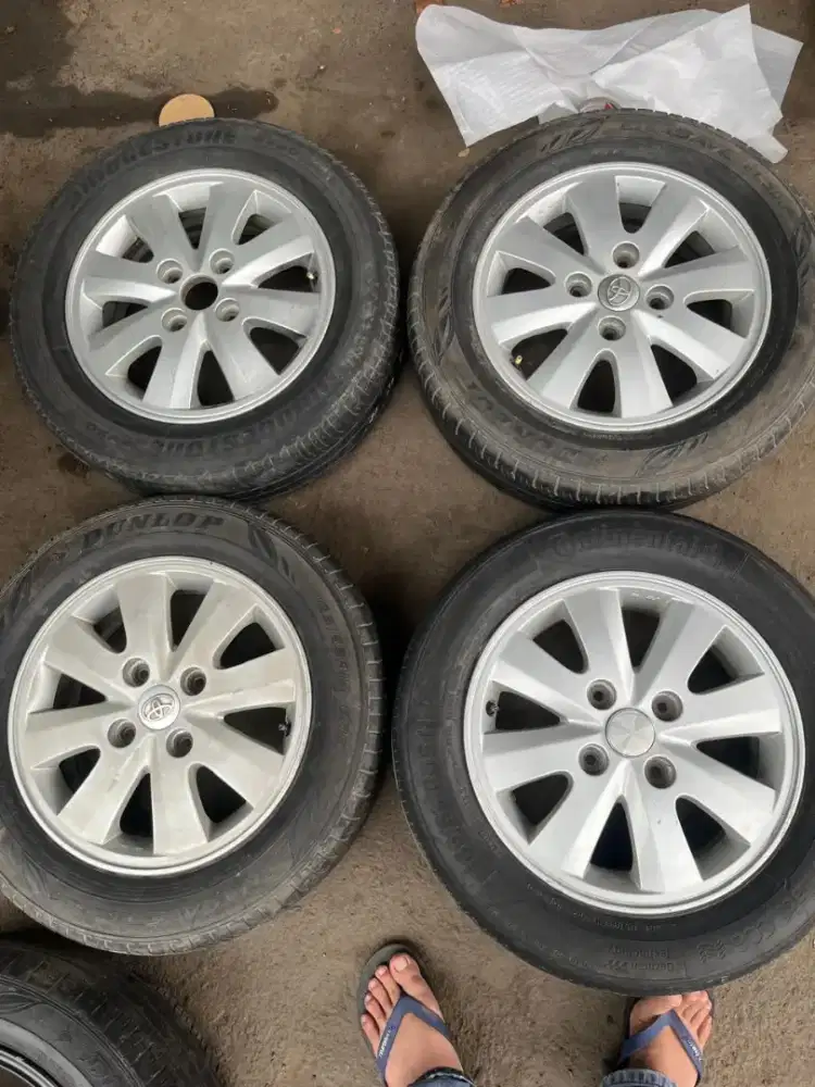 Velg OEM Avanza S ring 15 pcd 4x114,3 ban 185/65 R15 4pcs