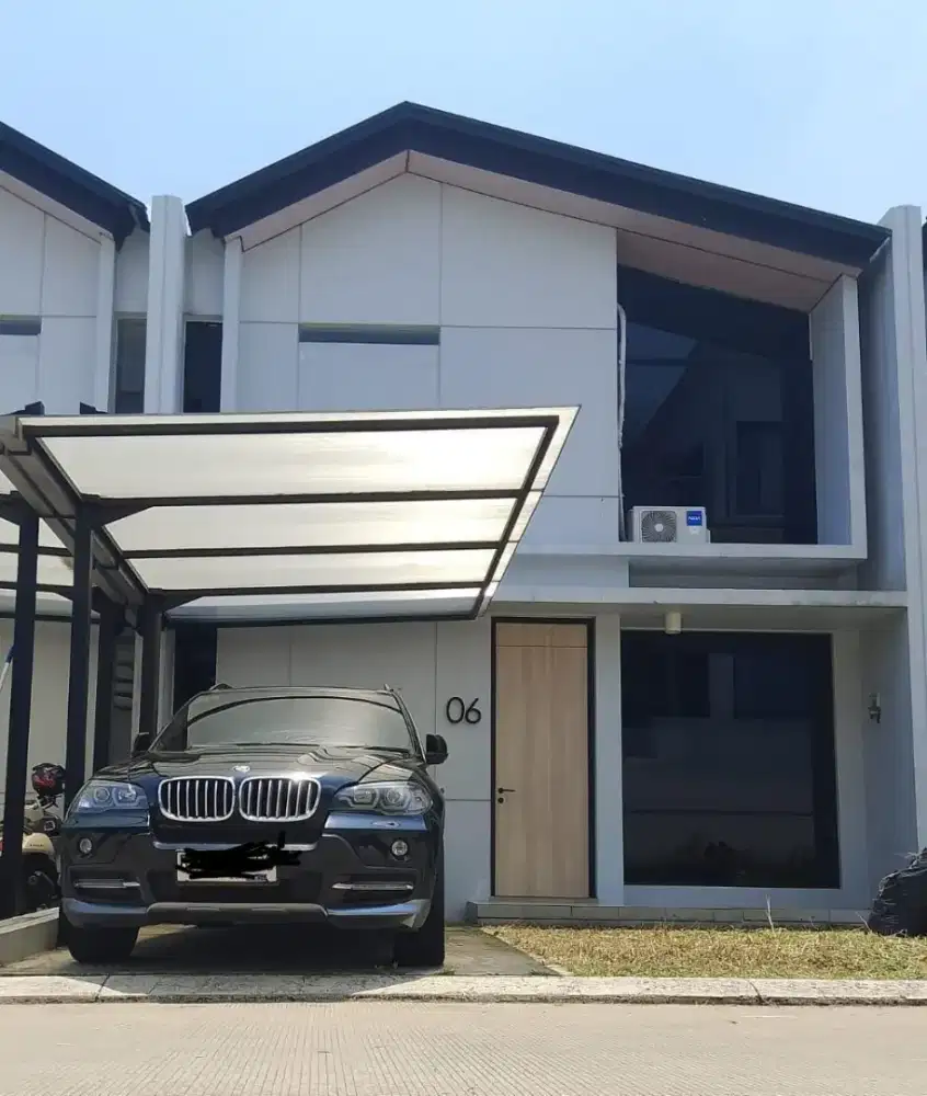 Di jual rumah waterfront siap huni