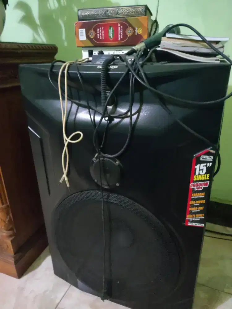 Dijual sharp 15 single pro 19000 karaoke player