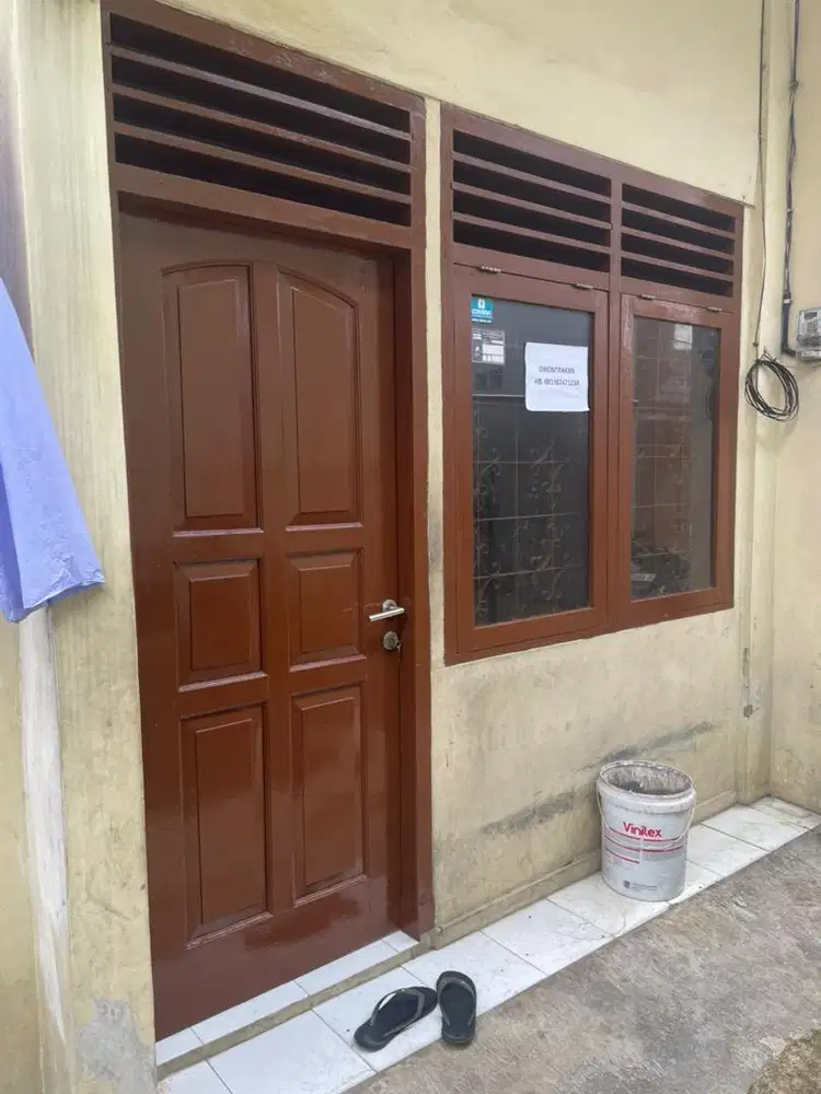 Kontrakan dekat St Tj Barat dan AEON