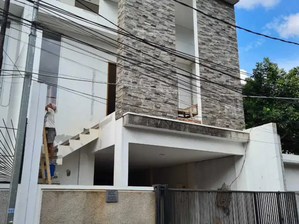 Rumah di Kemang Timur Jakarta Selatan