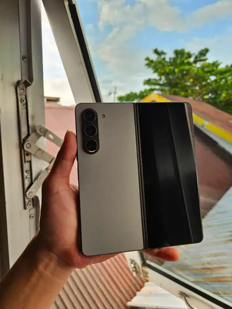 Samsung Z Fold 5 512gb Gray Resmi Sein (-layar dalam)