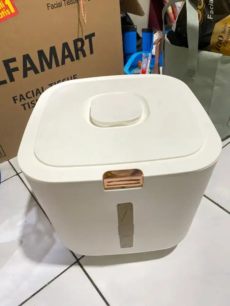 DISPENSER BERAS LIKE A NEW