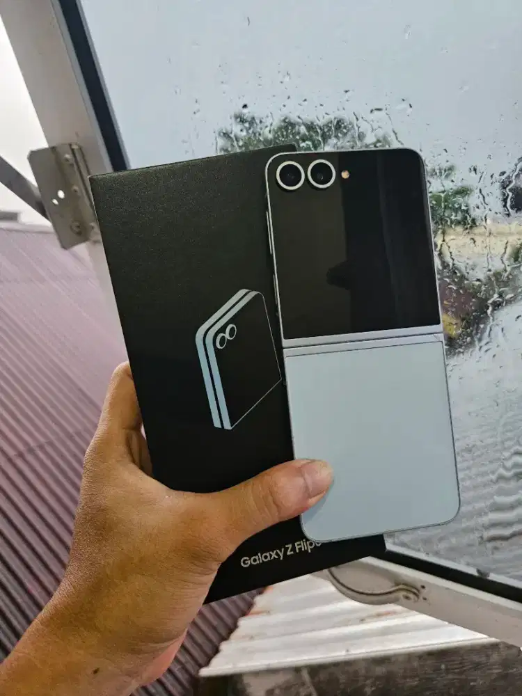 Jual Murah Samsung Z Flip 6 12/256gb Blue Resmi Sein (-bercak)