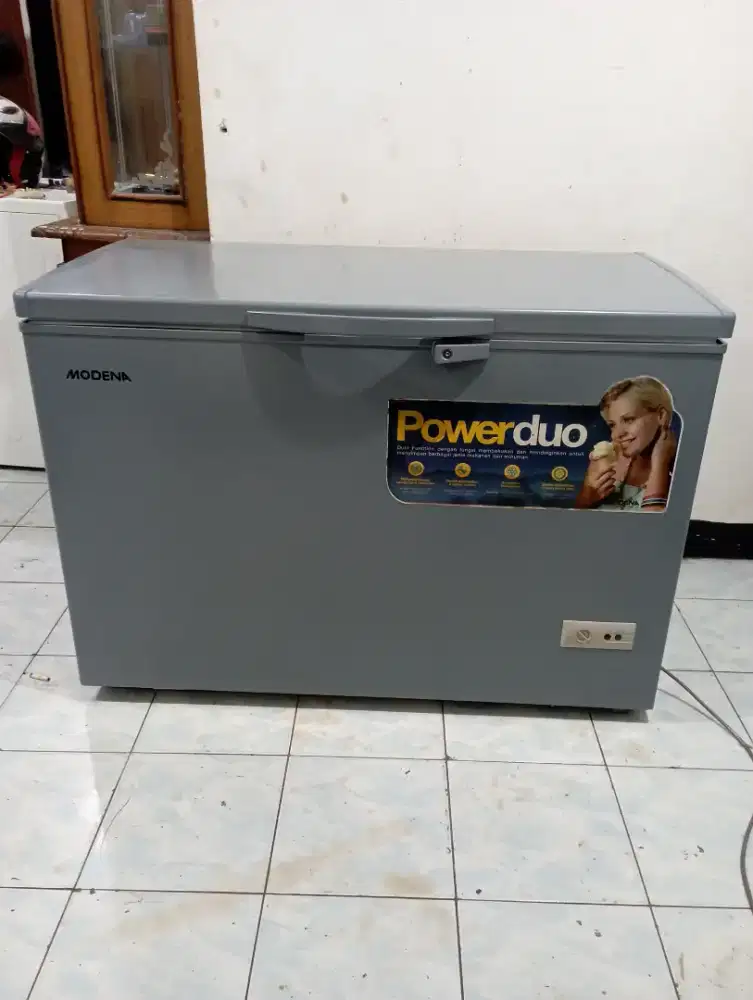 Freezer modena 300 liter