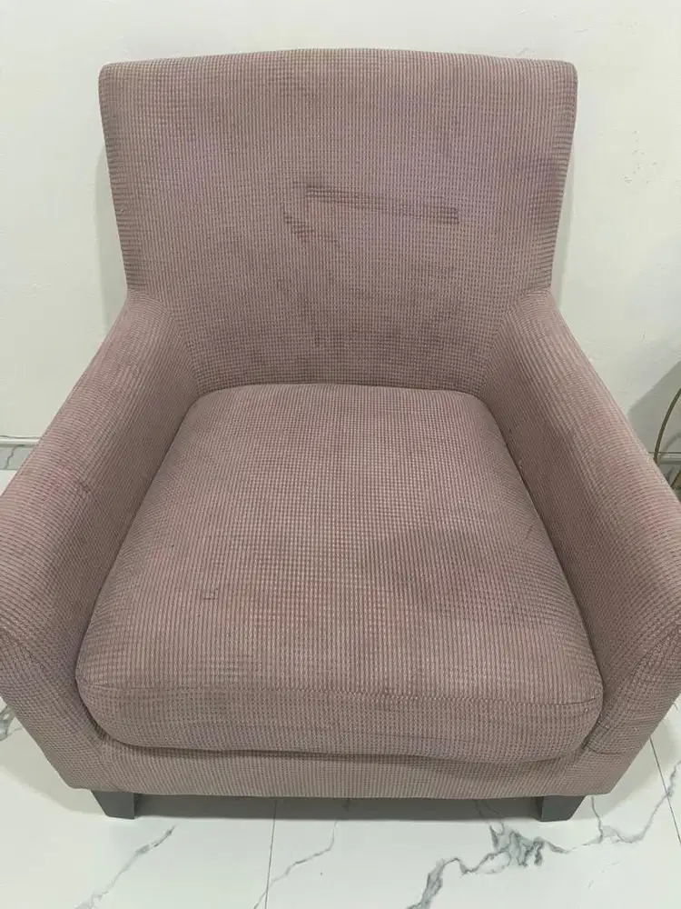 Dijual Cepat Sofa merk INFORMA murah masih empuk