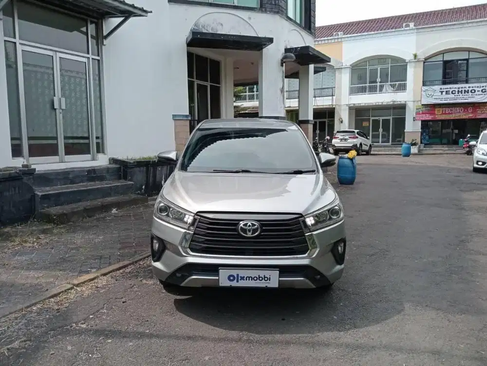 LOW KM Innova Reborn Diesel 2.4 Solar AT 2021 Termurah