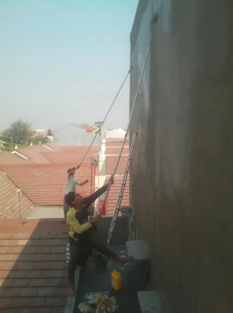 Perbaikan atap bocor renovasi perbaikan talang perbaikan spandek dll