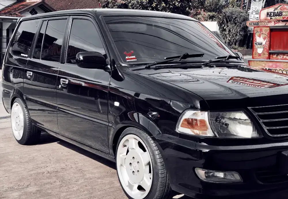 Toyota Kijang Kapsul