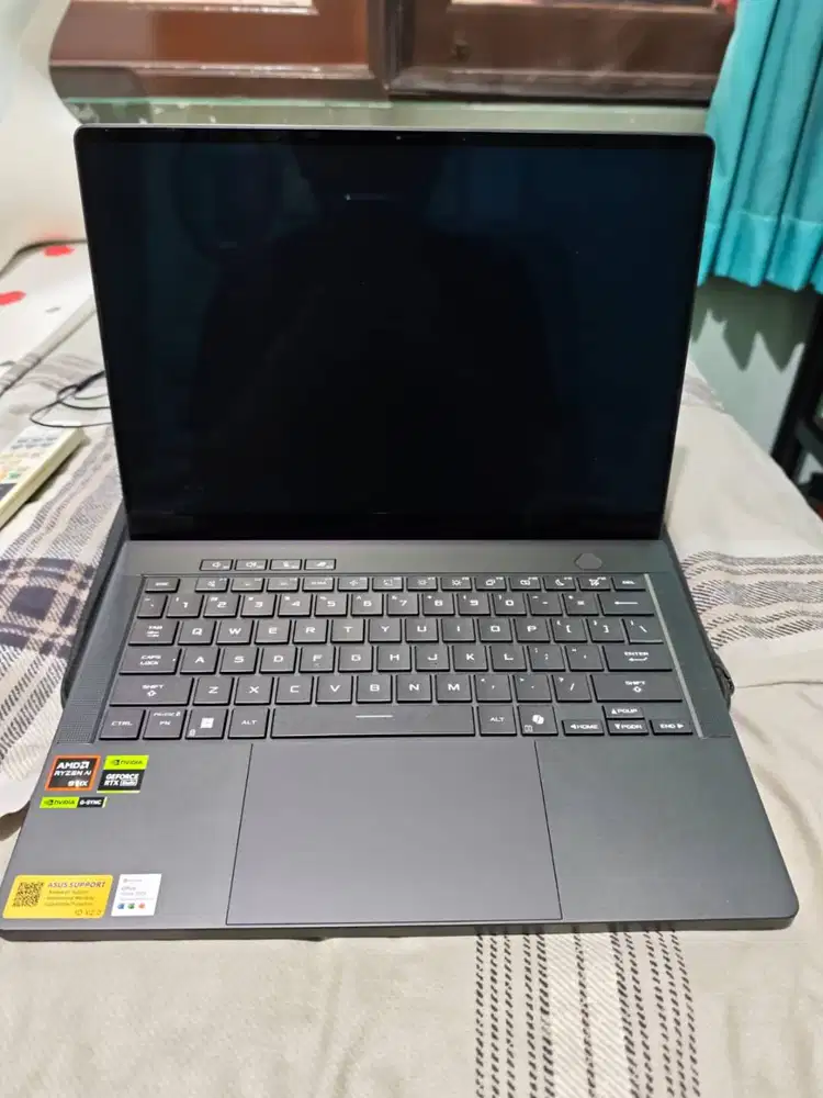 ASUS ROG Zephyrus G14 2025 Ryzen AI 9 HX-370 RTX 5060