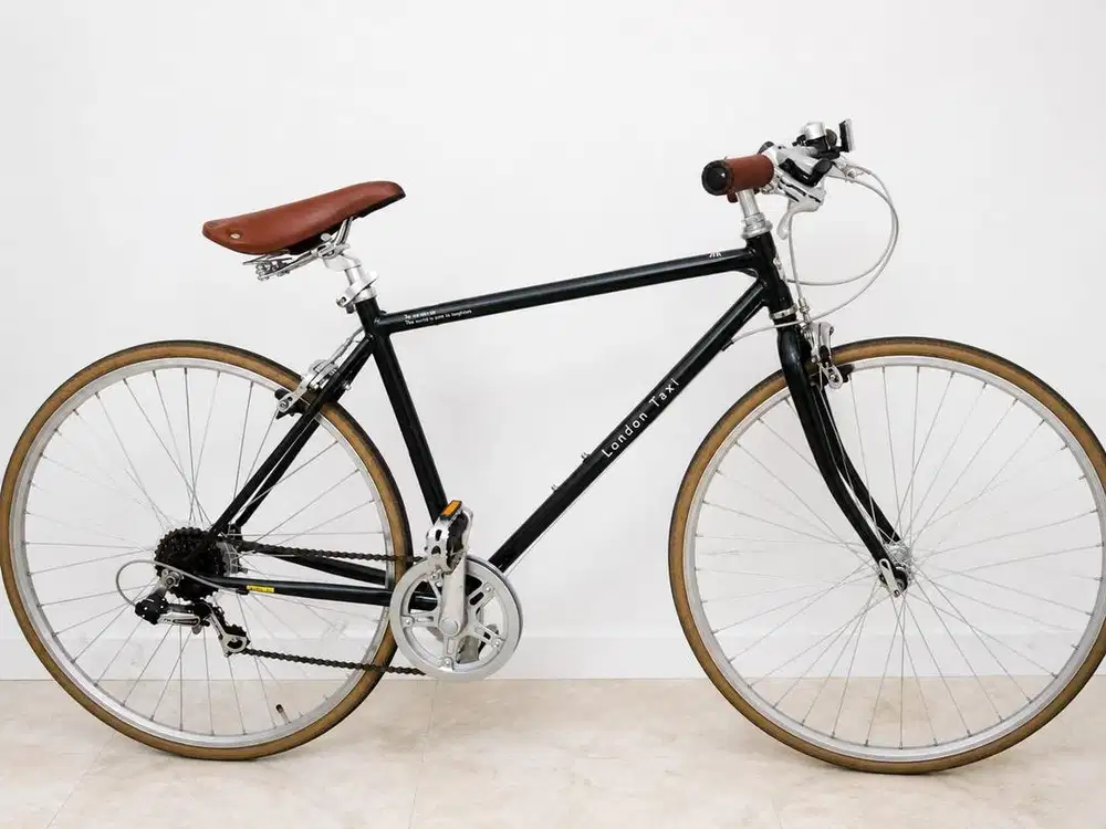 WTS Sepeda London Taxi Road Bike 700C Charcoal + Helm Original