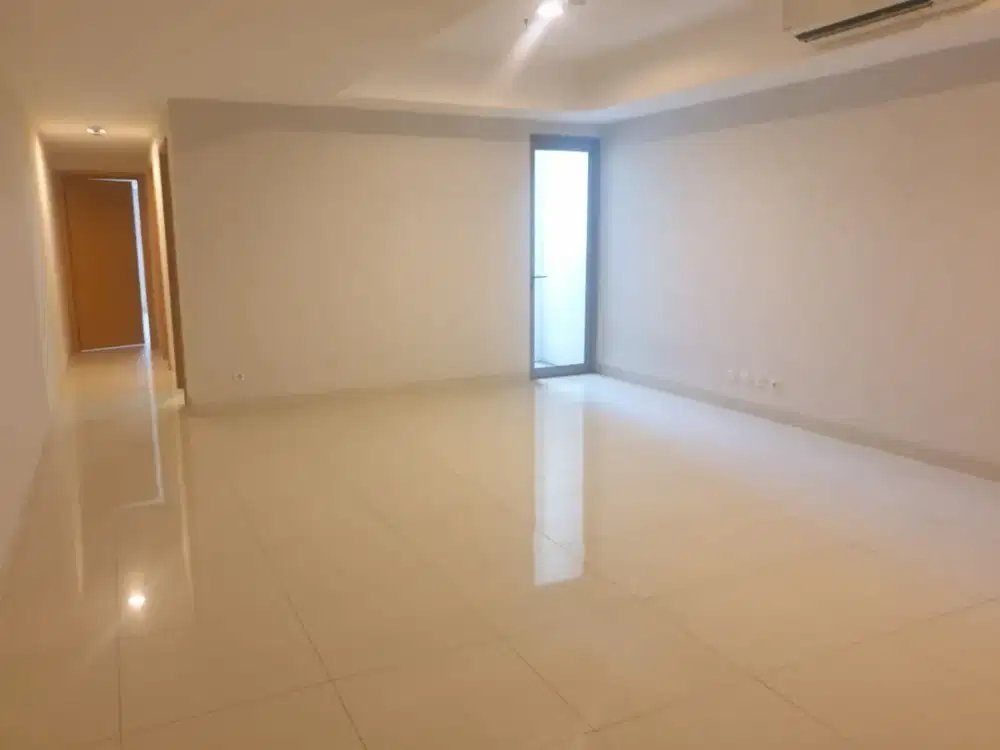 Apartemen The Mansion Kemayoran, Jakarta Pusat, 2 BR, Luas 85m2, Semi Furnish, Jual Rugi