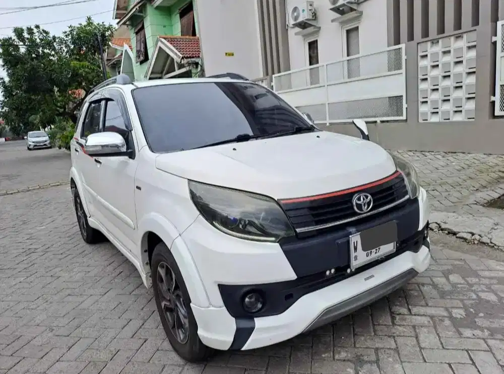 Toyota Rush 2017 Bensin
