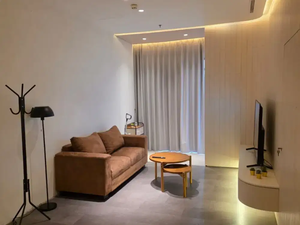 Disewakan Apartemen Sudirman Suites 2 BR Unit Bagus Siap Huni Kondisi Sangat Bagus Lokasi Sangat dekat dengan MRT