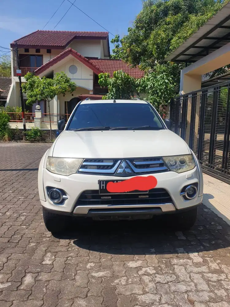 2014 Mitsubishi Pajero Sport 2.5 Dakar 4X2 SUV