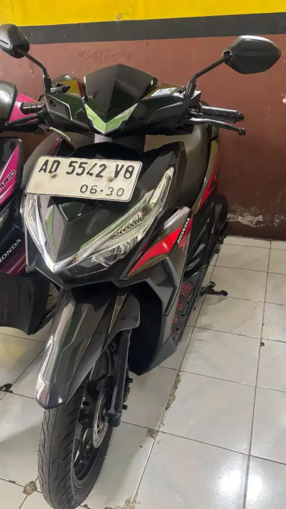VARIO NEW 125 2015
