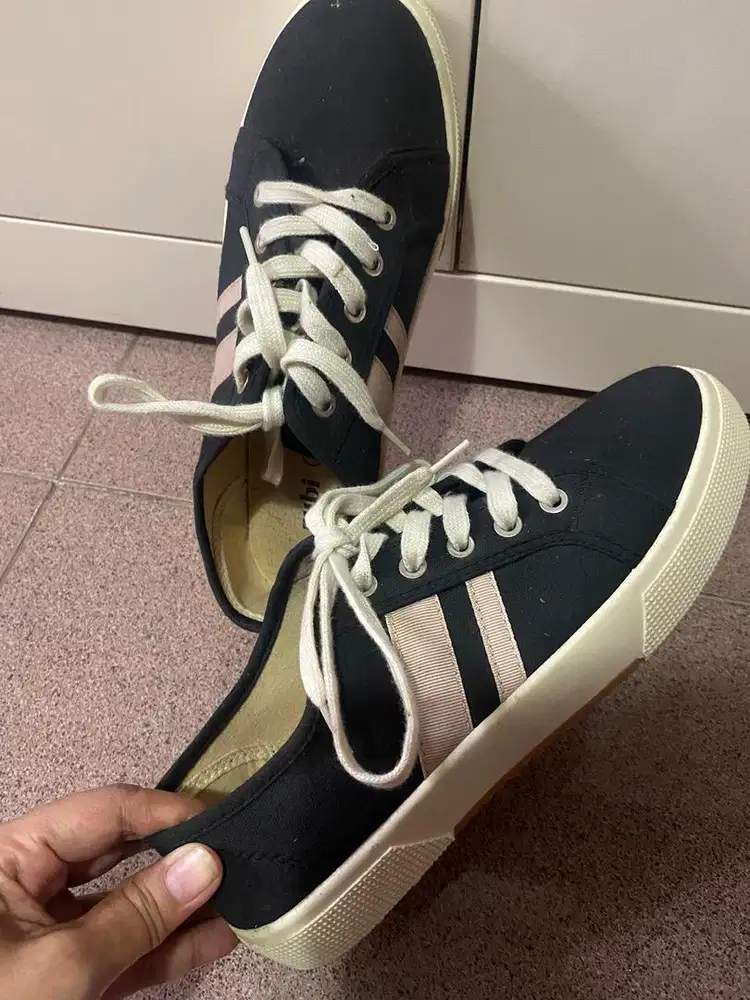 Dijual Sepatu RUBY Original