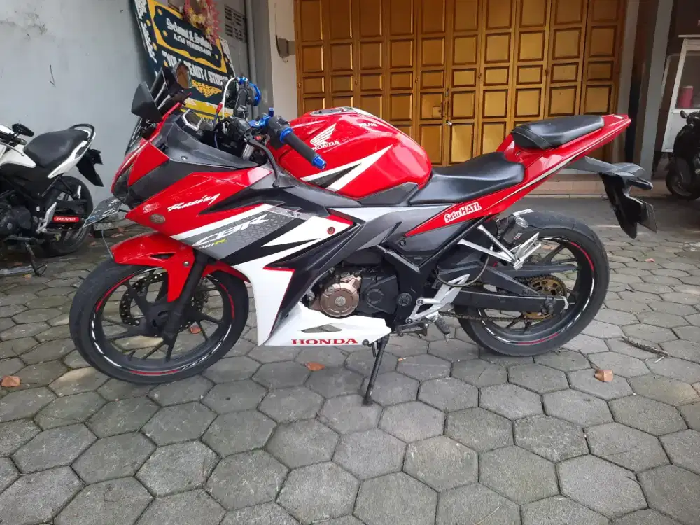 CBR 150r Tahun 2017 Facelift