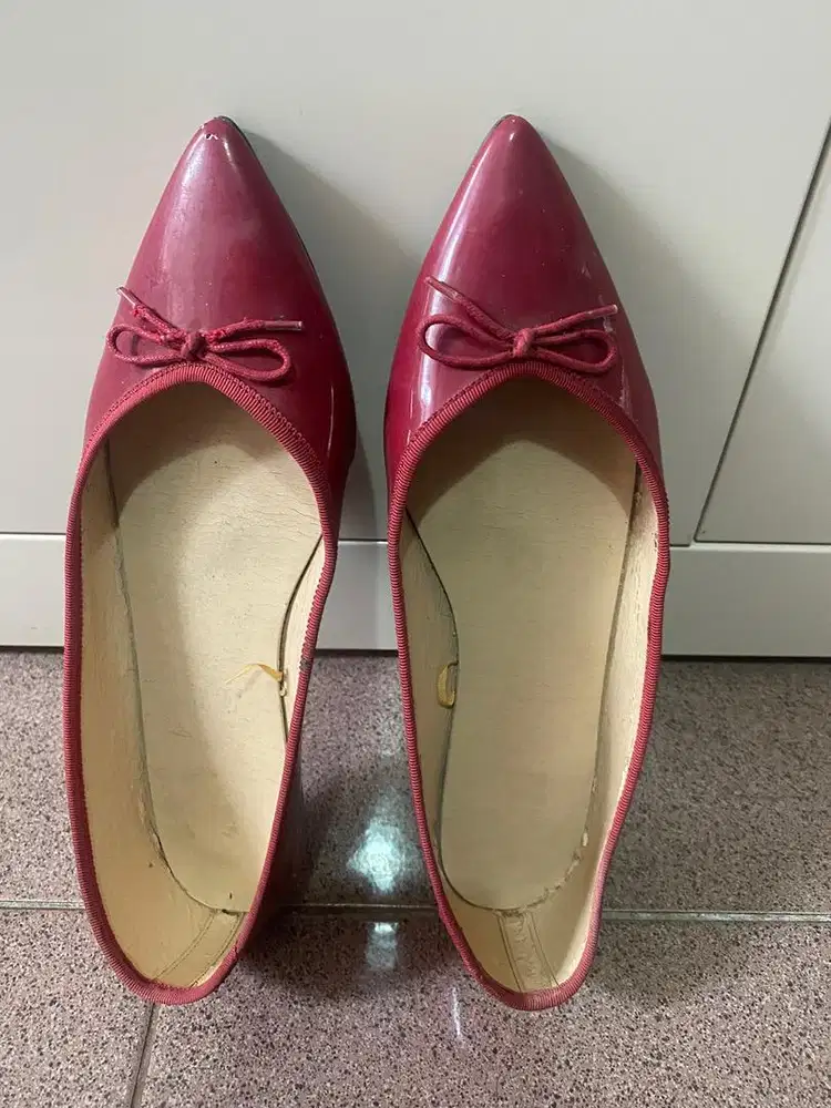 JUAL CEPAT SEPATU CAKEP MERAH
