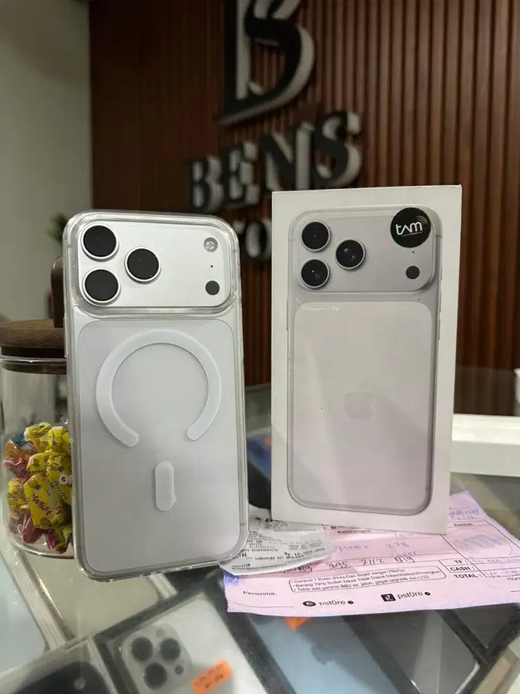 Iphone 17PM 2TB silver iBox open box aja cc 0 garansi 1th