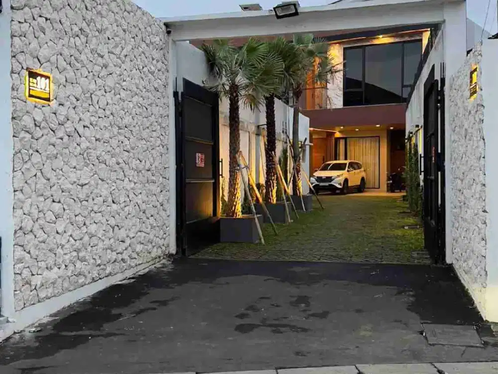 Rumah mewah cantik siap huni