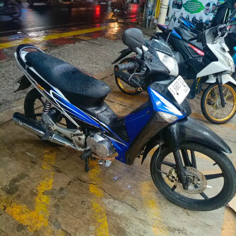 DIJUAL SUPRA X 125 TAHUN 2005