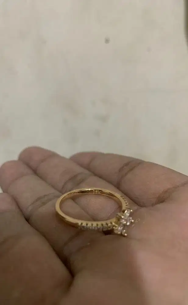 Cincin emas 18k