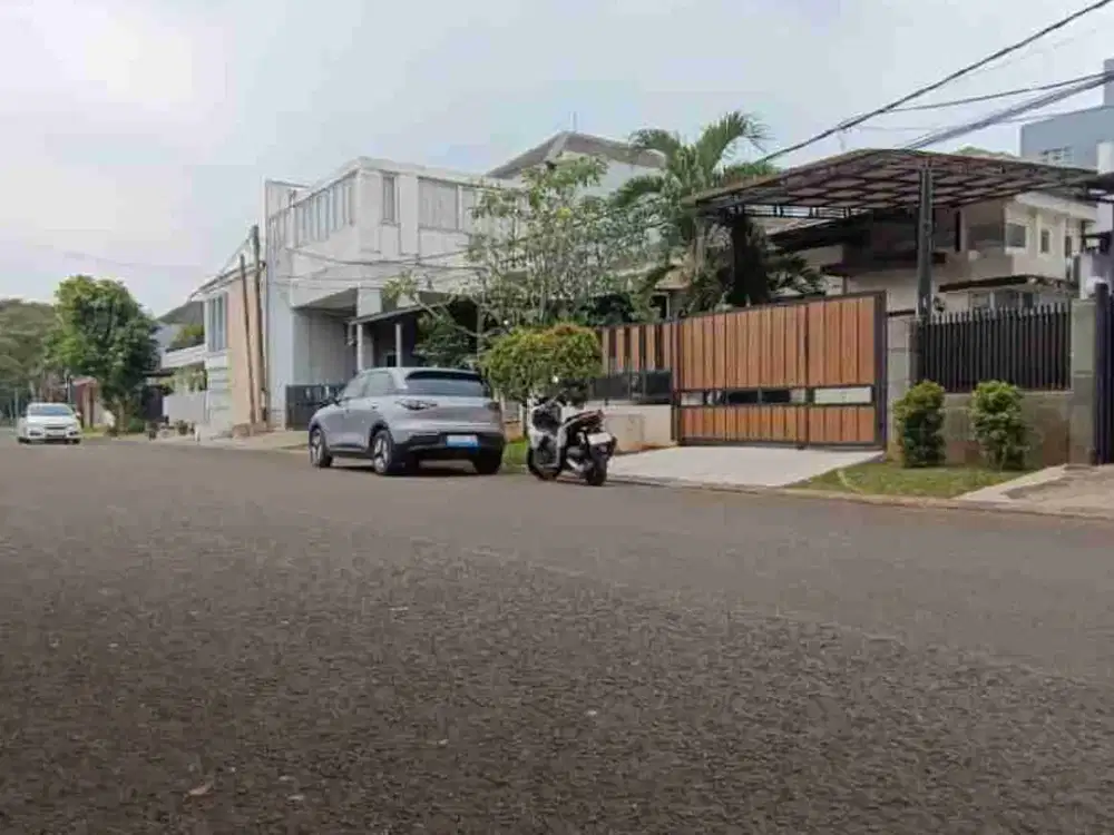 Dijual Rumah di Cibubur Country Raya Boulevard Pintu 2