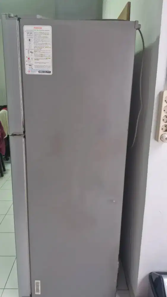 Dijual Kulkas 2 Pintu merk LG