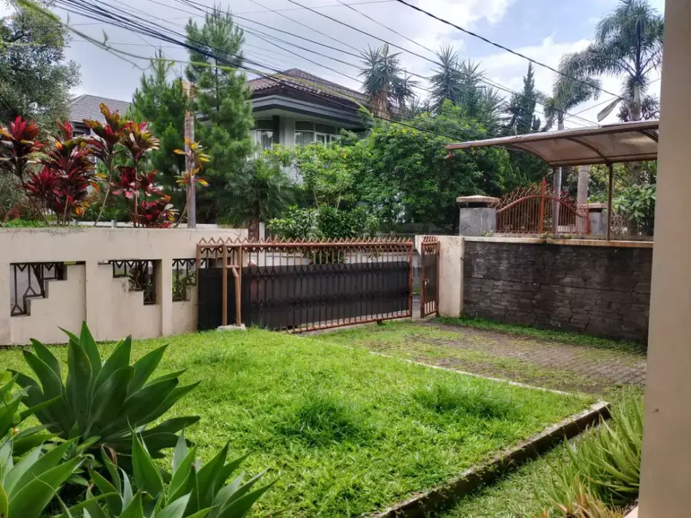 Rumah murah hitung tanah harga di bawah pasar di daerah setrasari kulon