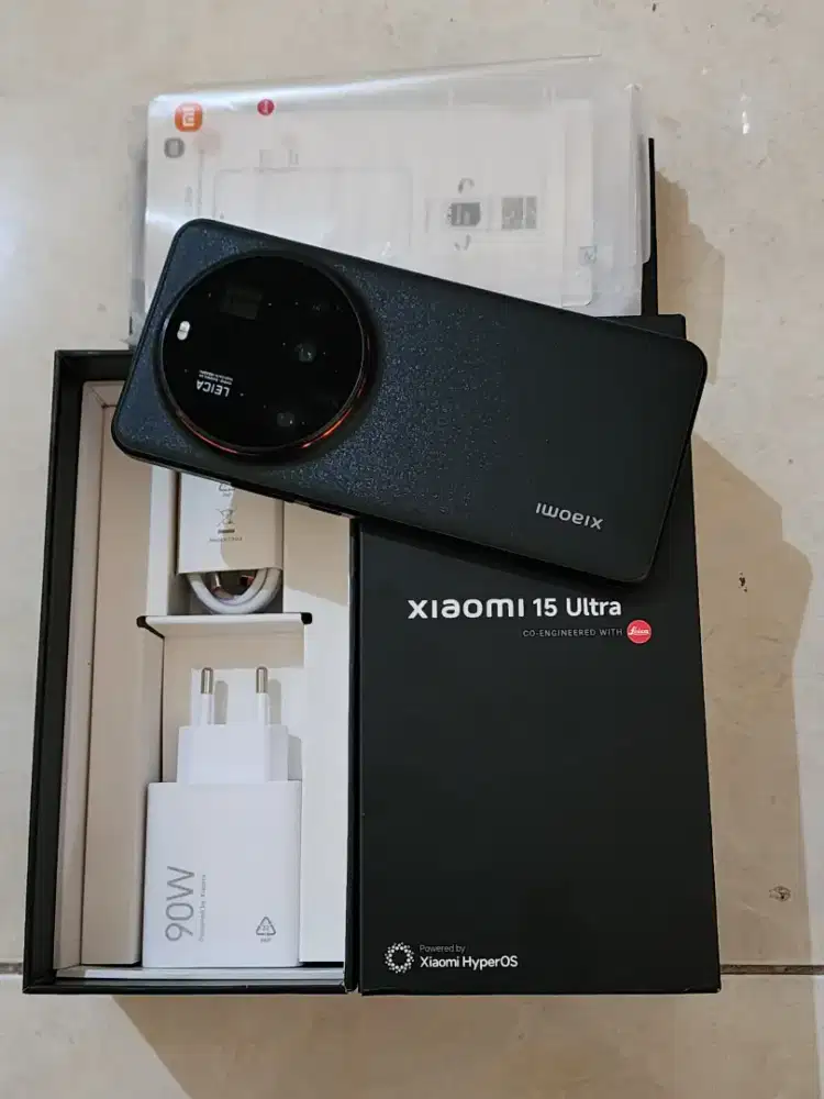 Xiaomi 15 Ultra 5G 16/512Gb, warna Hitam TAM, kondisi 99,9% Mulus