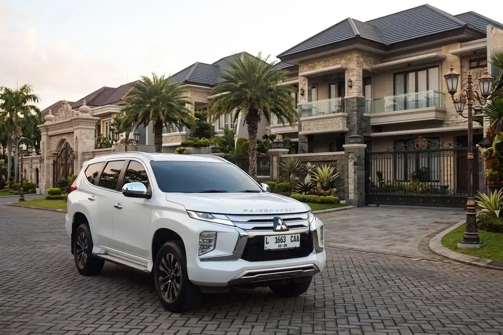 Pajero Sport dakkar 2023 Diesel Matik Odo 29 rb an DP 100 JT