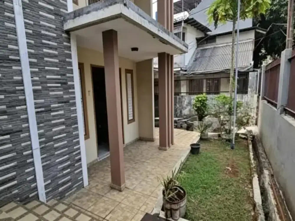 Nego sampai deal! Rumah di Hoek Gandaria Jakarta Selatan