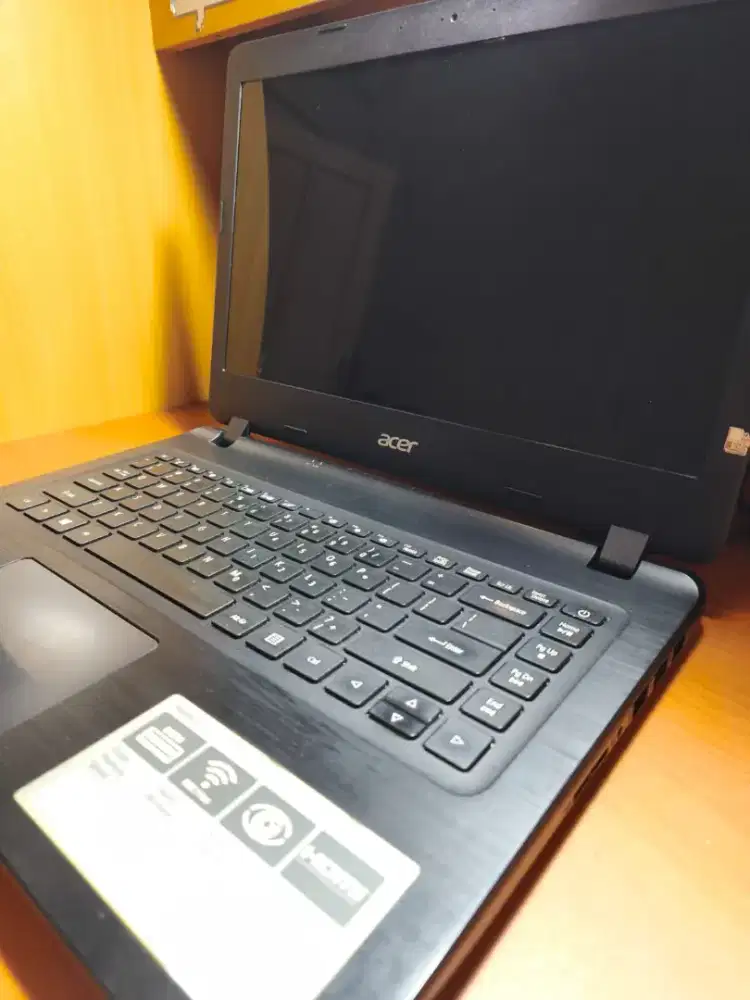 Laptop Acer 4 GB