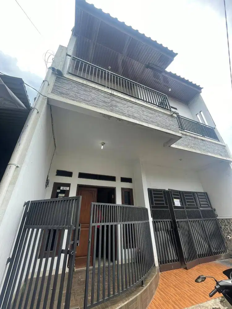 Rumah 3 Lt Siap Huni, Lokasi Jagakarsa-Jakarta Selatan