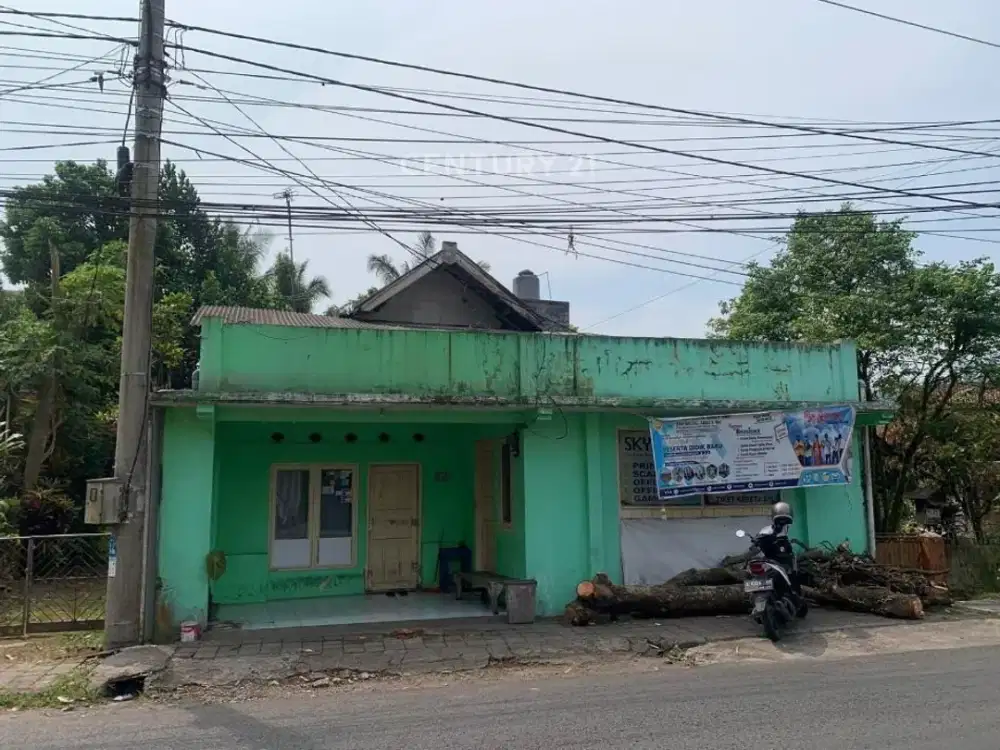 Rumah Bisa Untuk Tempat Usaha Di Cut Nyak Dien Sumedang