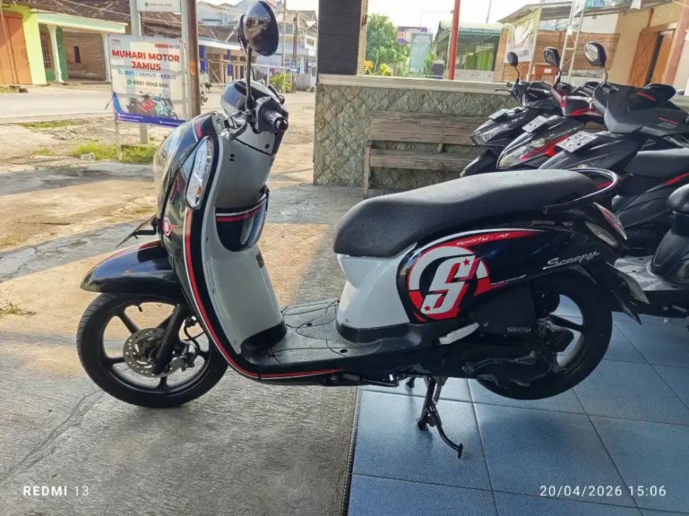 Honda scoopy injeksi 2017