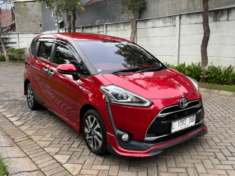 Toyota Sienta Q matic