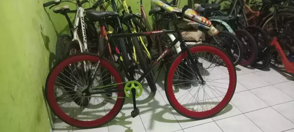 Sepeda fiksi berkualitas