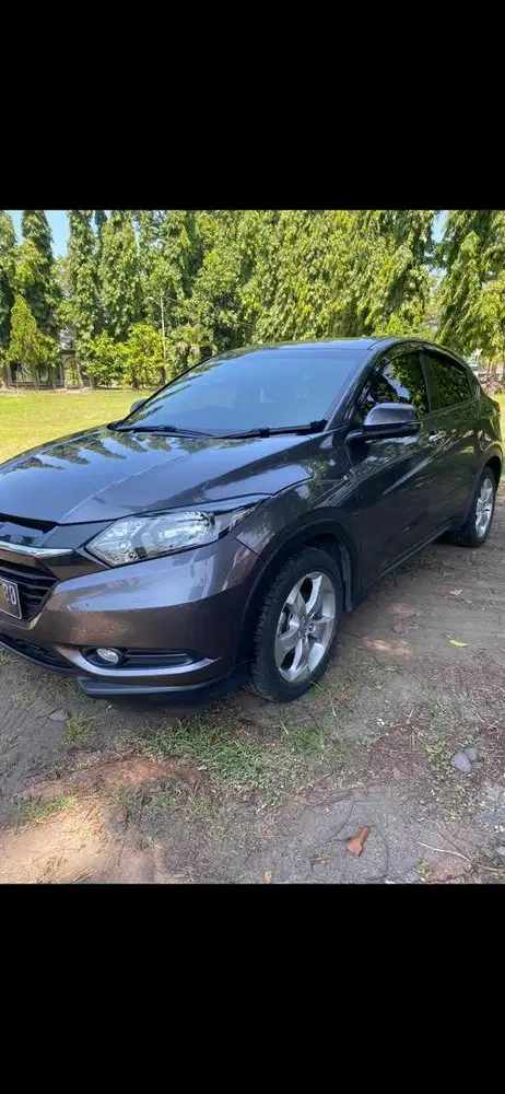 HRV E CVT 2016 TANGAN PERTAMA