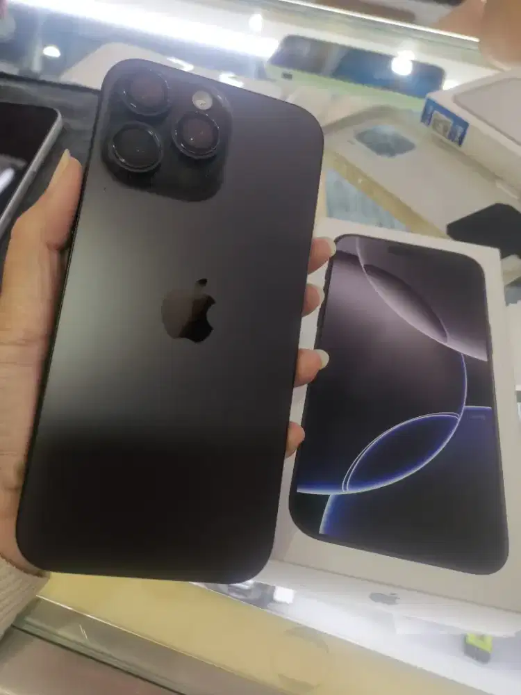 iPhone 16 pro max 256 gb black mulus 98% no den Hb 91% garansi ibox