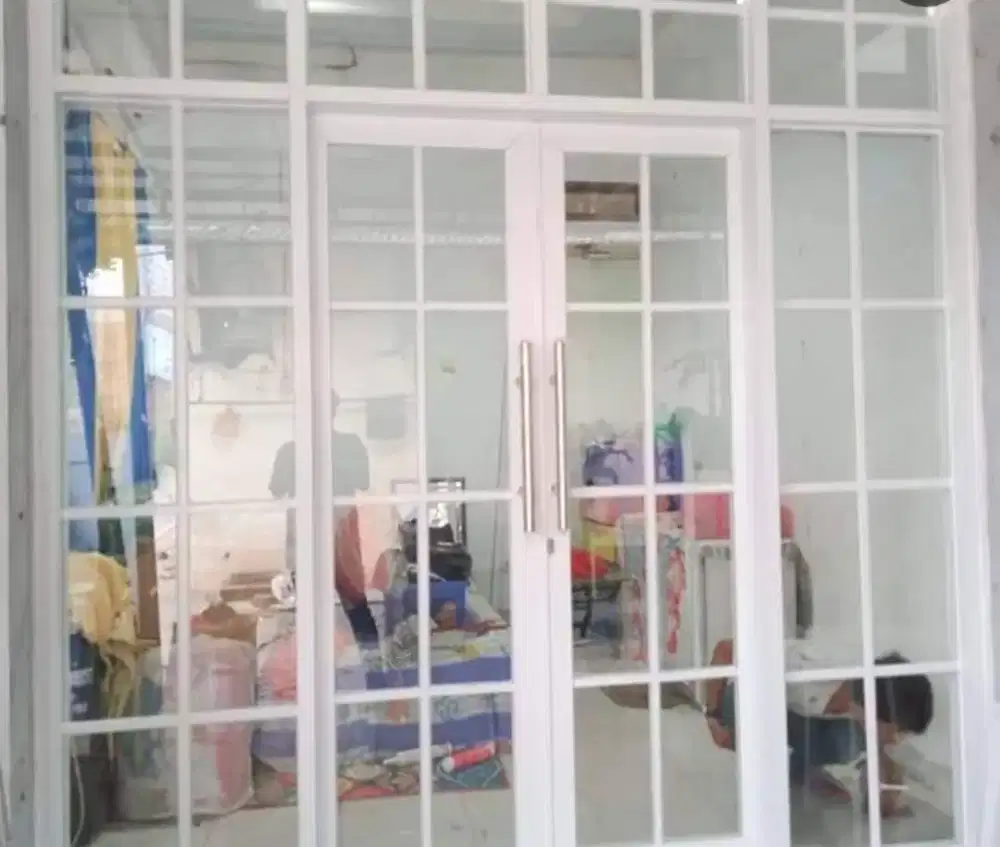 Pintu kaca sekat ruangan @69