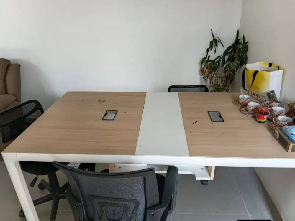 Meja kantor , ukuran 180×90×75
