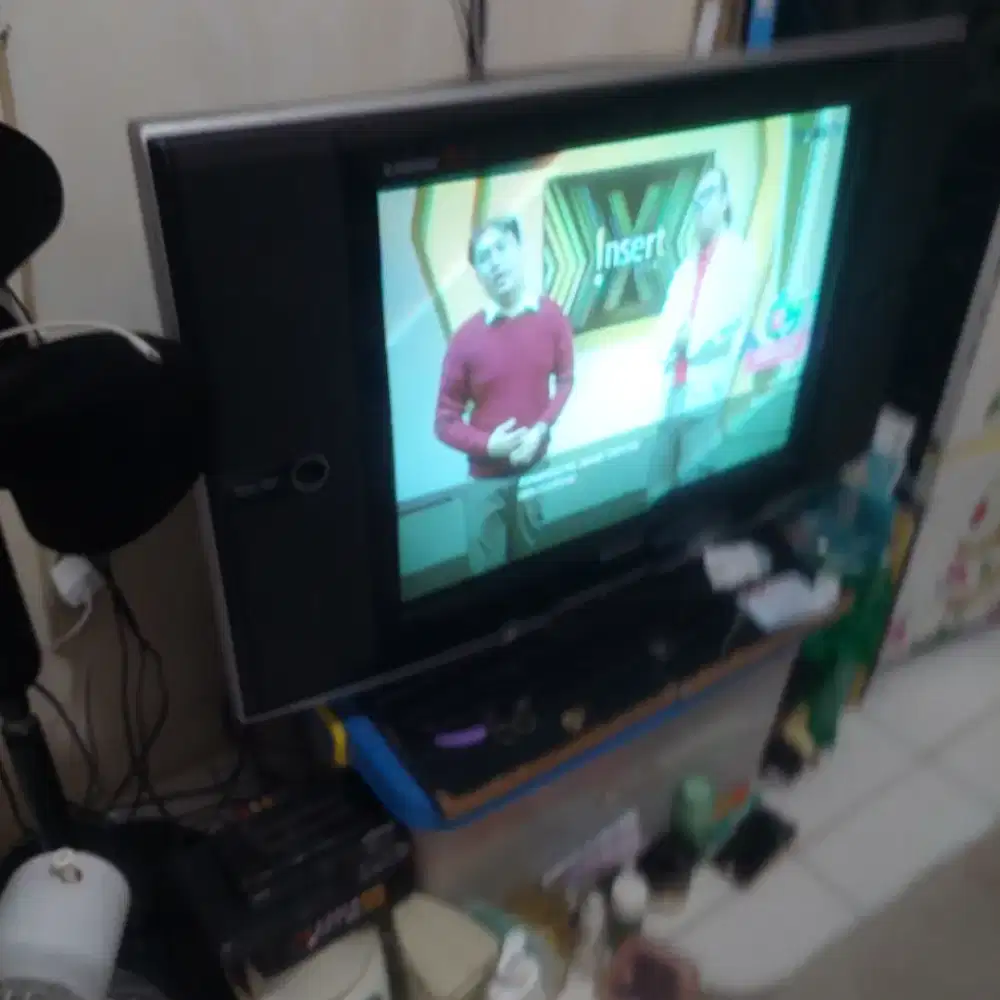 Tv sharp29 inchi