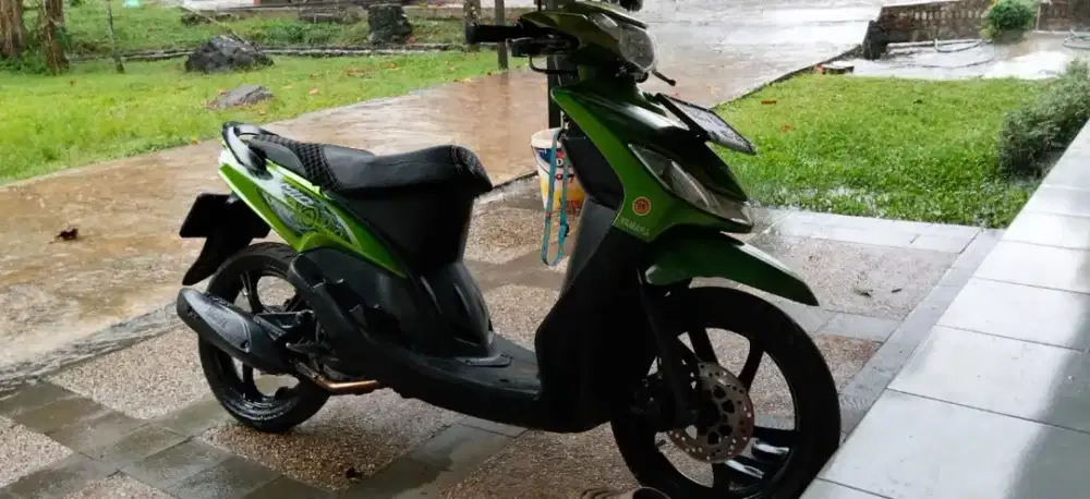 Mio sporty THN 2010 warna hijau