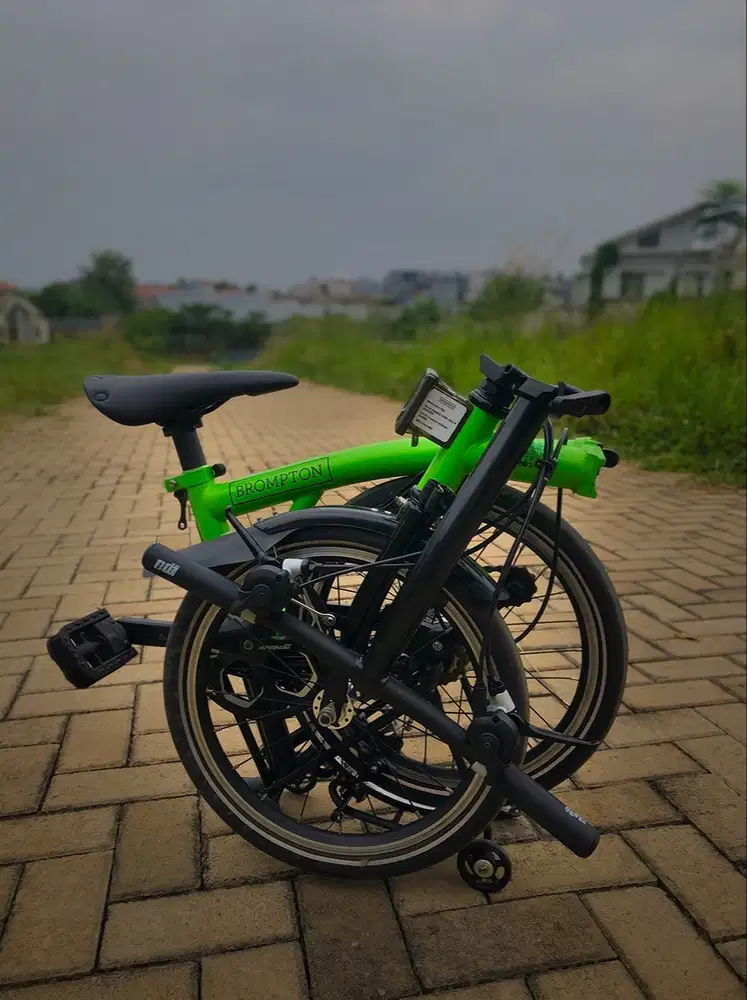 Sepeda Lipat Element Pikes Gen 2 (Neon Lime) Brompton Decal not 3sixty