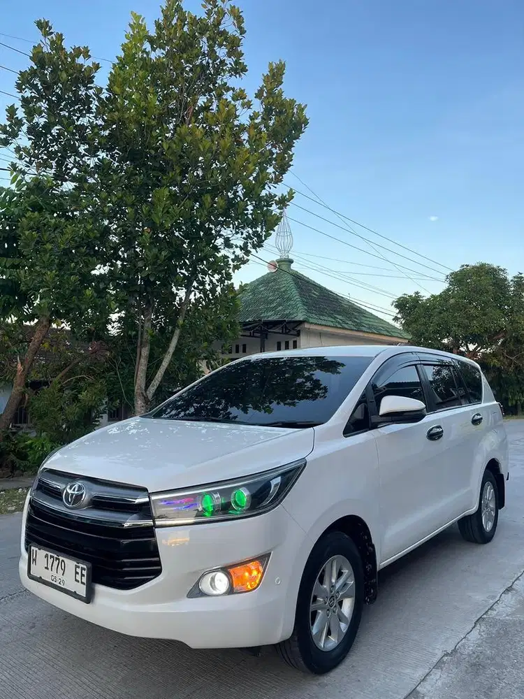 Kijang innova V diesel matic 2019