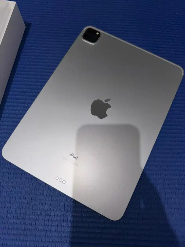 Ipad Pro M1 11 inch Silver 128 GB Wifi Only